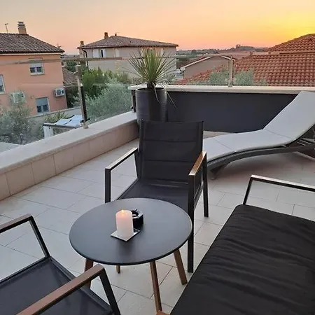 Lea U Jadreskima, Kuca Sa Bazenom Villa *